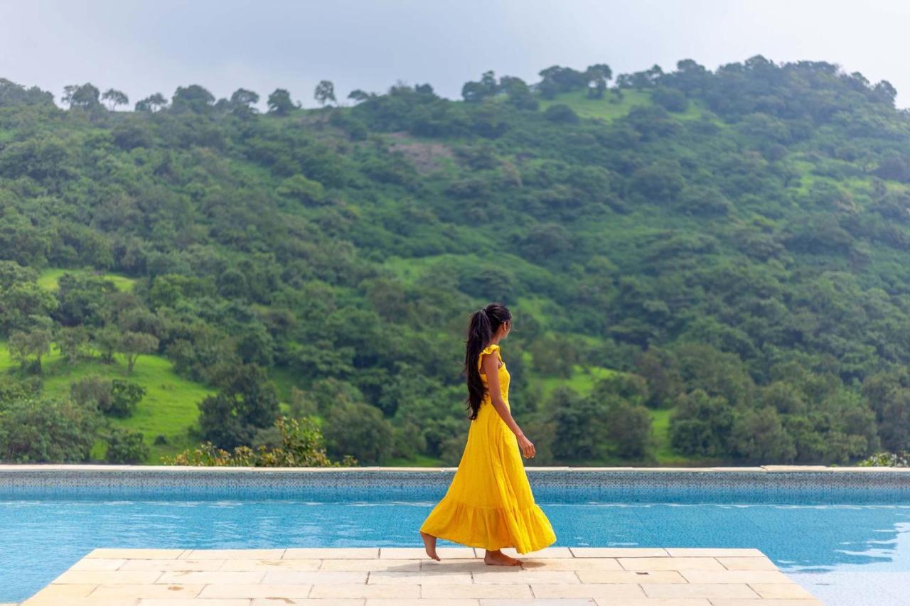 Stayvista'S Shivom Villa 12 - A Serene Escape With Views Of The Valley And Lake Lonavala Eksteriør bilde