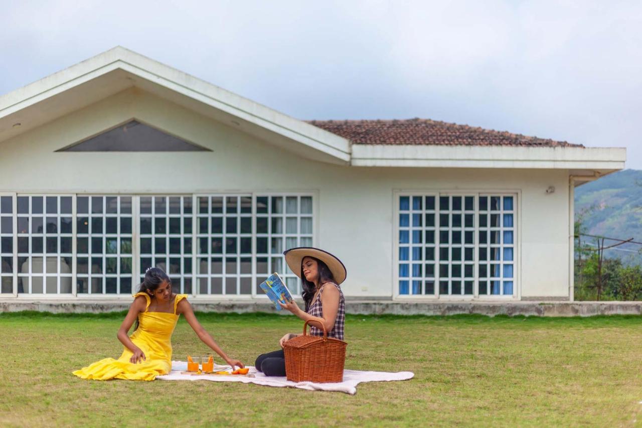 Stayvista'S Shivom Villa 12 - A Serene Escape With Views Of The Valley And Lake Lonavala Eksteriør bilde
