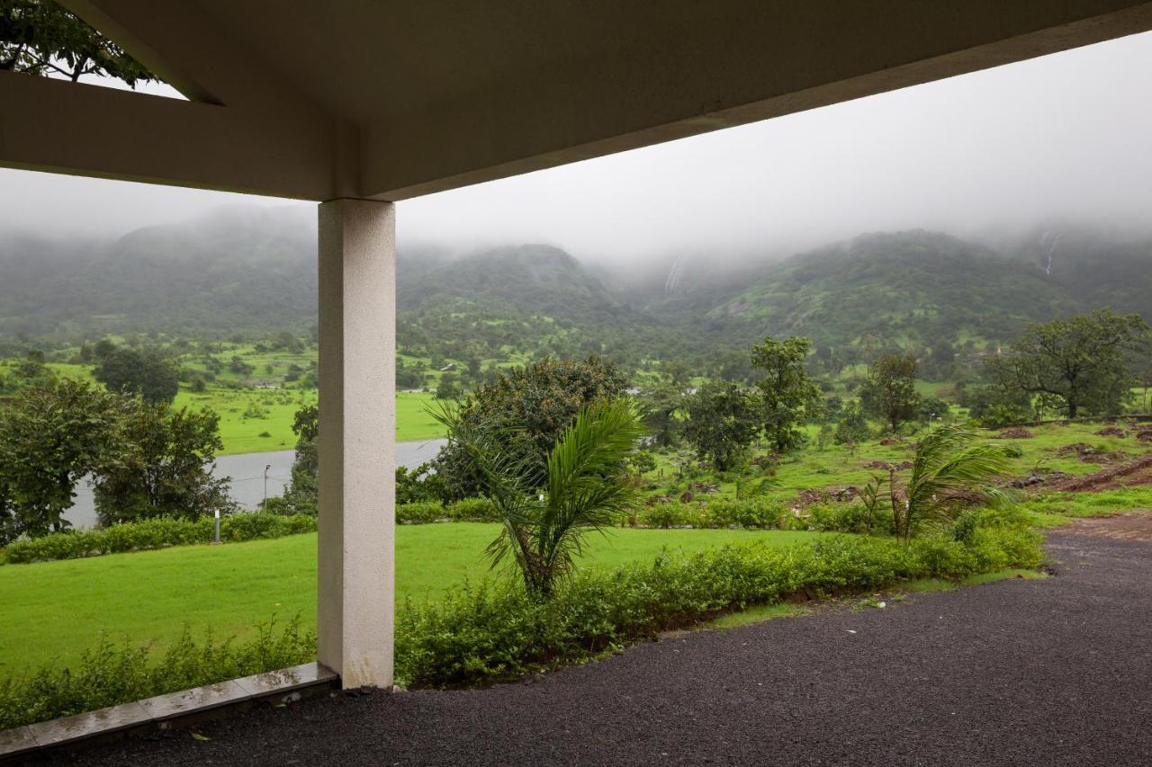 Stayvista'S Shivom Villa 12 - A Serene Escape With Views Of The Valley And Lake Lonavala Eksteriør bilde